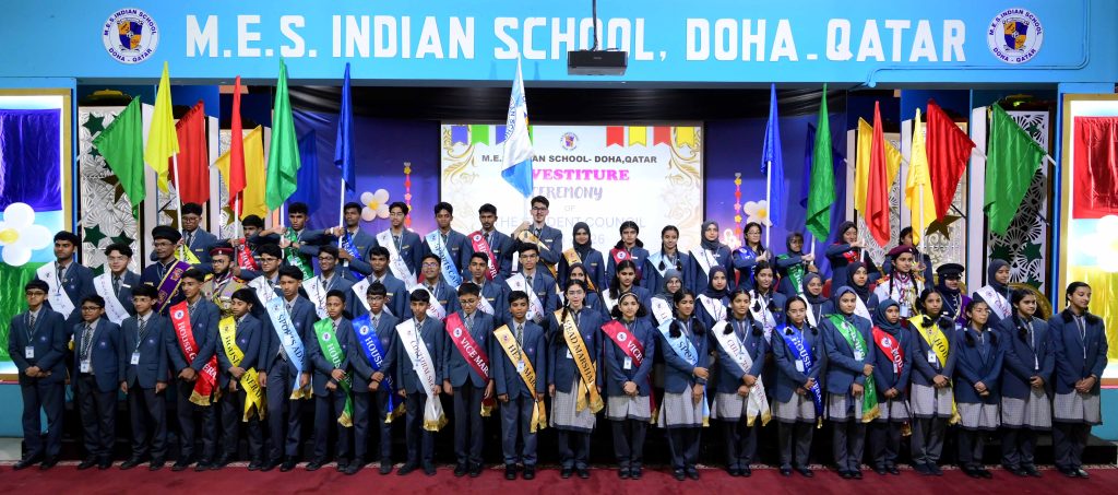 MES INVESTS STUDENT LEADERS WITH RESPONSIBILITIES AT A GLITTERING FUNCTION