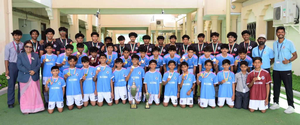 M.E.S TRIUMPHS WITH STELLAR PERFORMANCE AS OVERALL CHAMPIONS IN CBSE QATAR CLUSTER FOOTBALL TOURNAMENT