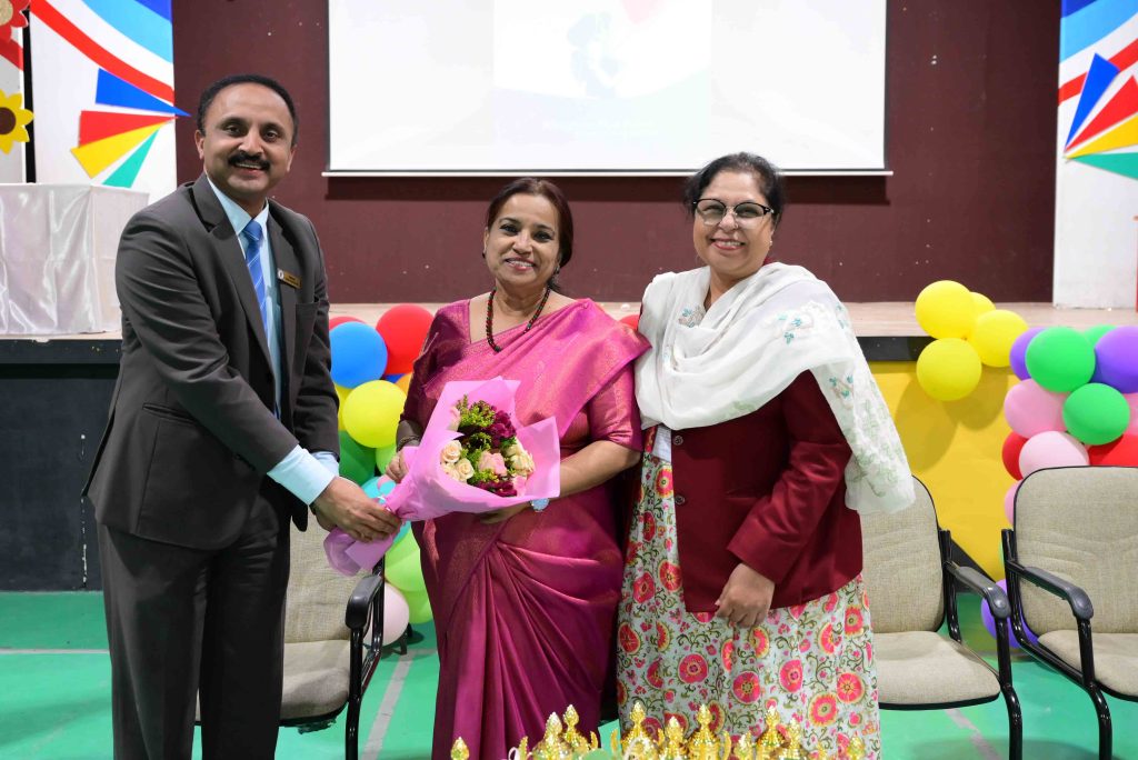 Celebrating the Spirit of Motherhood with Joy and Gratitude at M.E.S. Indian School (Evening Shift)