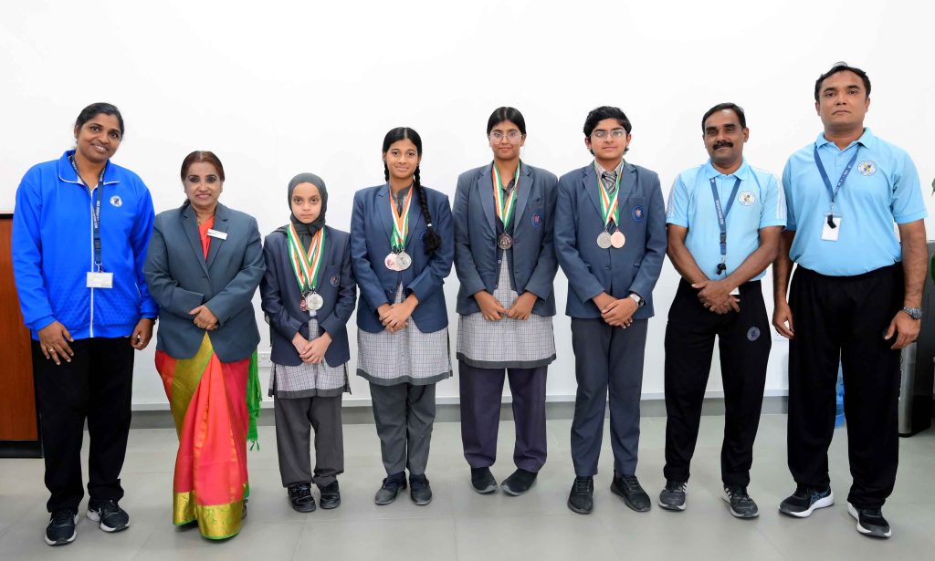 M.E.S SWIMMERS EXCEL AT CBSE QATAR CLUSTER CHAMPIONSHIP; QUALIFY FOR NATIONALS