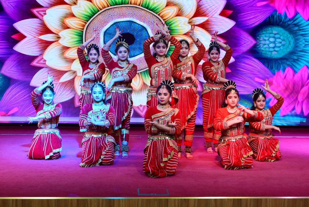 M.E.S CELEBRATES THE BRILLIANCE OF YOUNG TALENTS AT REGALIA